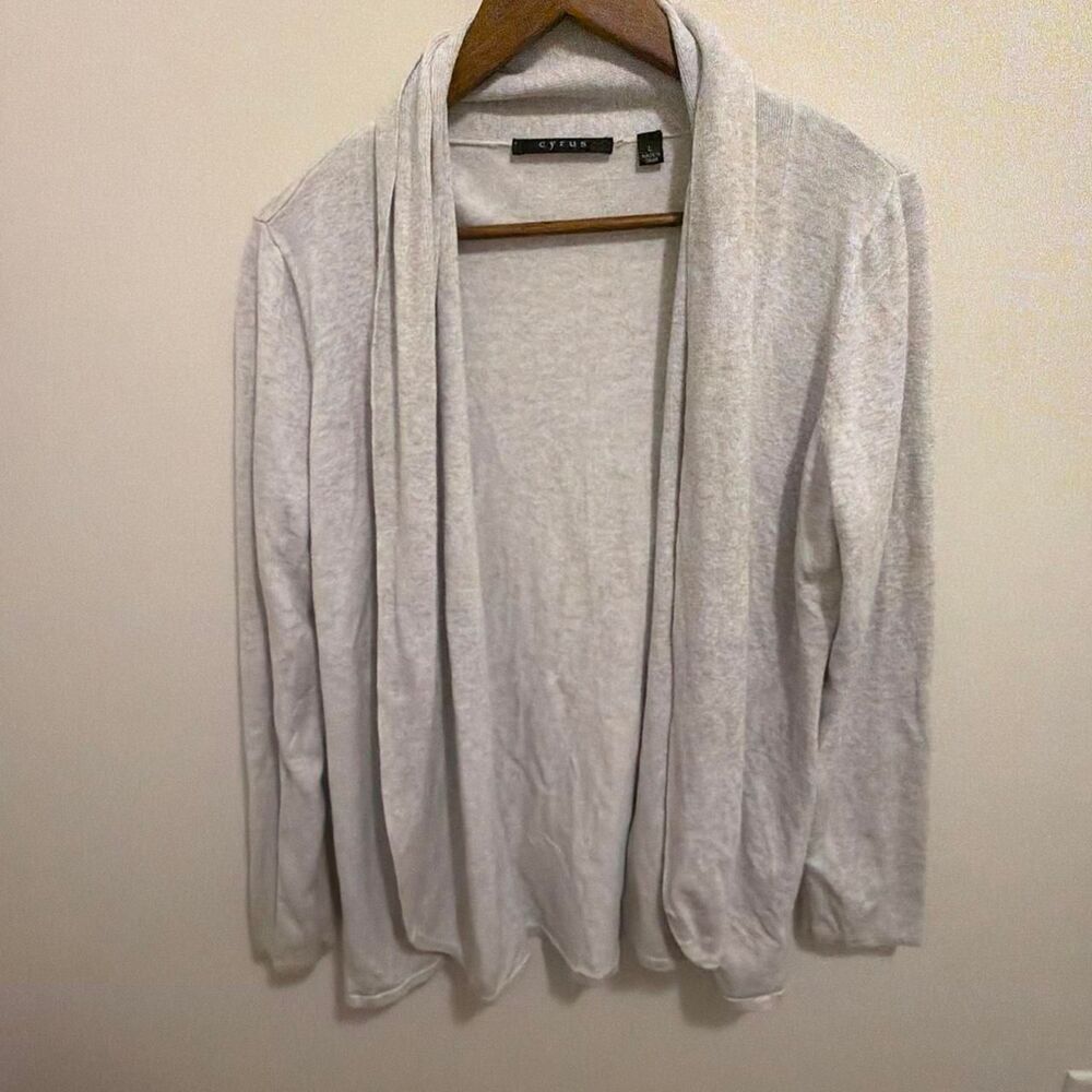 Cyrus Women's Grey and White Cardigan